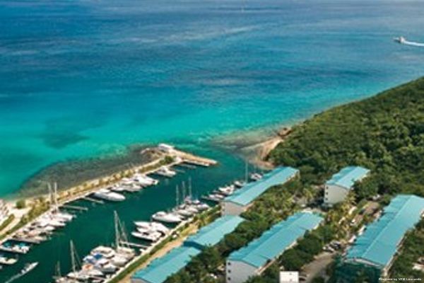 Crystal Cove Condominiums (Benner)